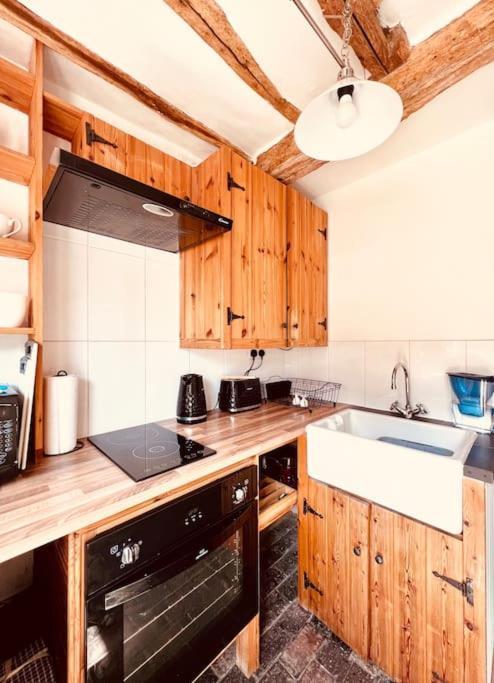 The Hideout Apartment Linton  Ngoại thất bức ảnh